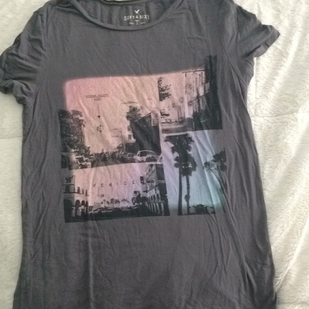 American Eagle Graphic Tee